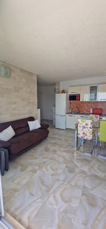 Apartments Stipe ロゴズニッツァ エクステリア 写真
