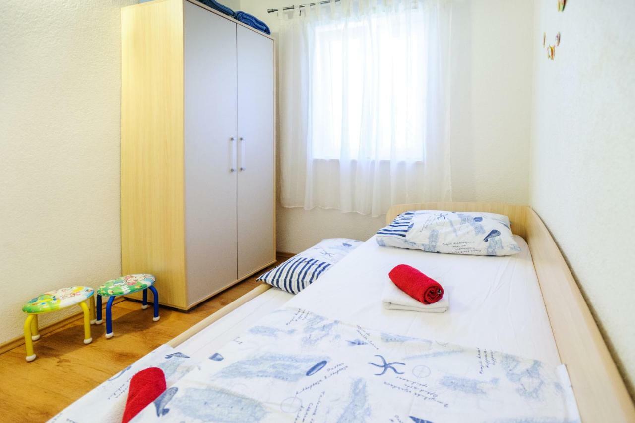 Apartments Stipe ロゴズニッツァ エクステリア 写真